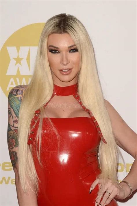 aubrey kate 2024|Trans star Aubrey Kate on the 2024 AVN Awards Red Carpet.